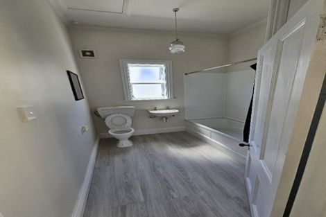 Photo of property in 38 Macdonald Crescent, Te Aro, Wellington, 6011