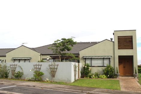 Photo of property in 3 Puma Drive, Golflands, Auckland, 2013