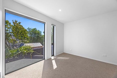 Photo of property in 5/90 Holly Road, St Albans, Christchurch, 8014