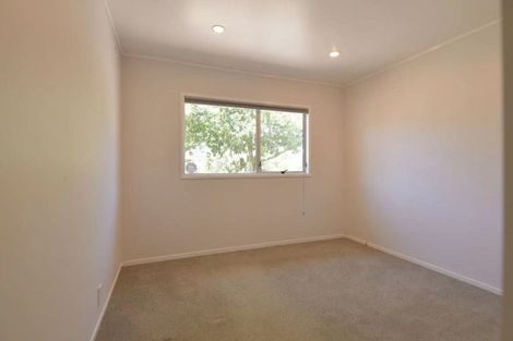 Photo of property in 12 Spargo Road, Massey, Auckland, 0614