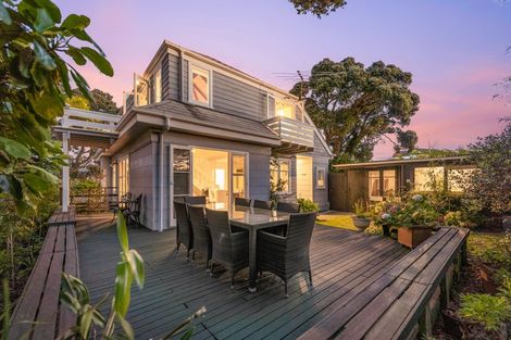 Photo of property in 2a Hauraki Road, Hauraki, Auckland, 0622