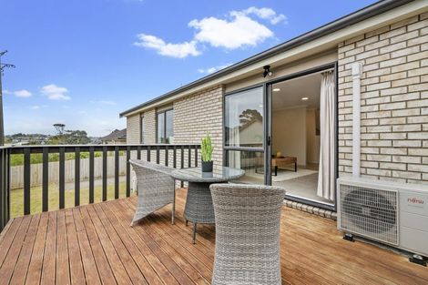 Photo of property in 9 Travis View Drive, Fairview Heights, Auckland, 0632