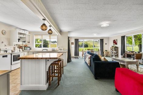 Photo of property in 1083 Tarata Road, Kaimata, Inglewood, 4387