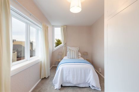 Photo of property in 24 Snowdon Road, Fendalton, Christchurch, 8052