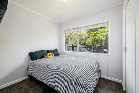 Photo of property in 2/59 Archibald Road, Kelston, Auckland, 0602