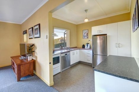 Photo of property in 79 Middleton Road, Kew, Dunedin, 9012