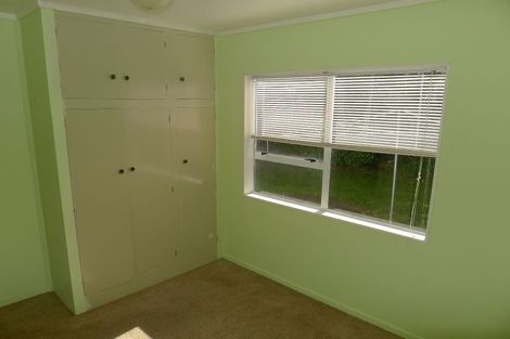 Photo of property in 2 Winara Avenue, Waikanae, 5036