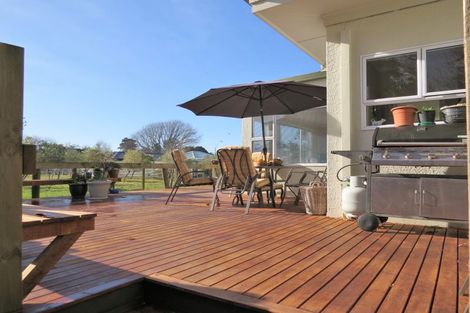 Photo of property in 4a Kent Street, Carterton, 5713