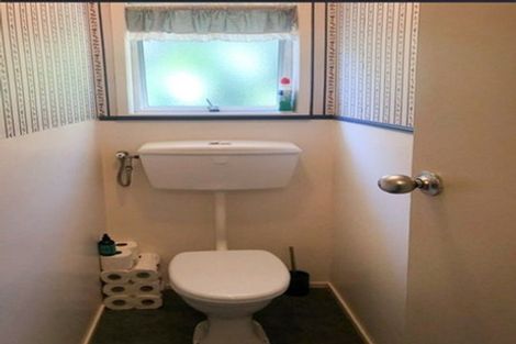 Photo of property in 37 Seon Place, Birkdale, Auckland, 0626