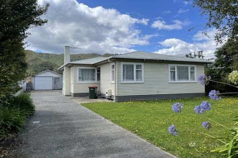 Photo of property in 26 Donnelley Drive, Wainuiomata, Lower Hutt, 5014