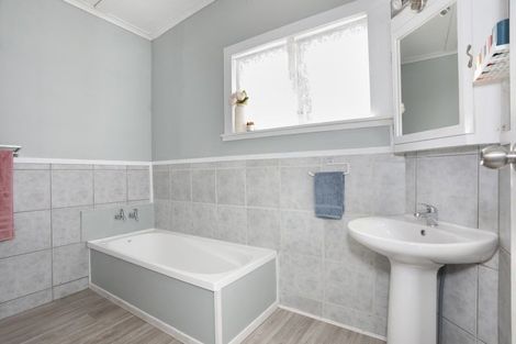 Photo of property in 18 Kowhai Street, Feilding, 4702