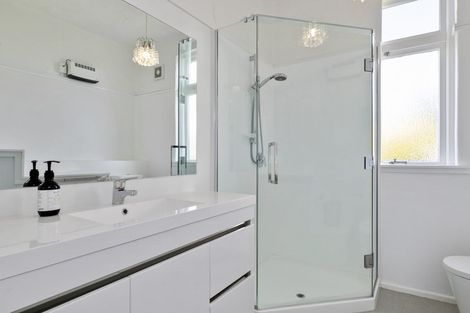 Photo of property in 104 Cliffs Road, Saint Clair, Dunedin, 9012