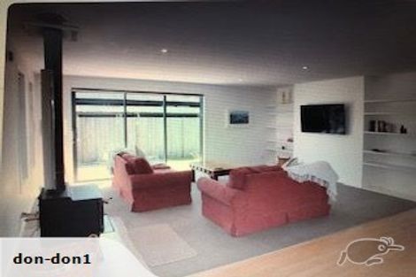 Photo of property in 8 Warbler Lane, Albert Town, Wanaka, 9305