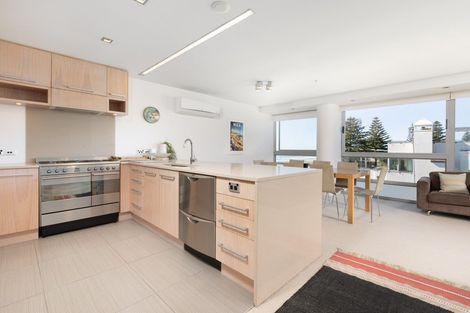 Photo of property in 6/50 Marine Parade, Mount Maunganui, 3116