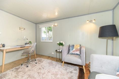 Photo of property in 43 Price Crescent, Mount Wellington, Auckland, 1060