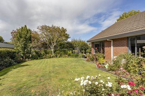Photo of property in 17 Windsor Court, Rangiora, 7400