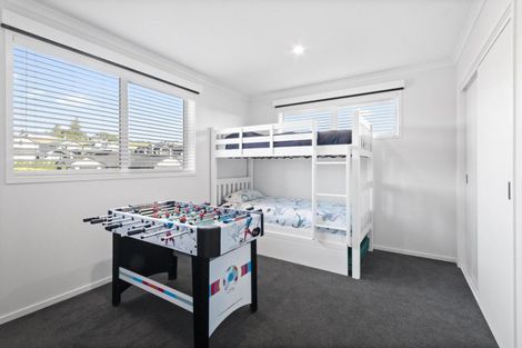 Photo of property in 15 Catherine Mclean Road, Pukekohe, 2120