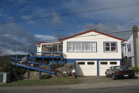 Photo of property in 34 Kiwi Road, Raumati Beach, Paraparaumu, 5032