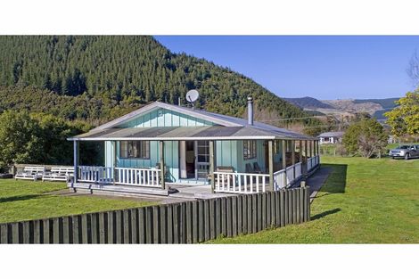 Photo of property in 137 Wakamarina Road, Canvastown, Havelock, 7178