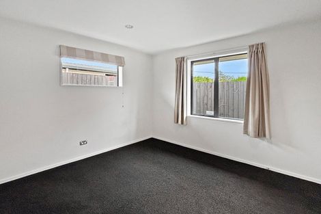 Photo of property in 152a Wainoni Road, Avondale, Christchurch, 8061