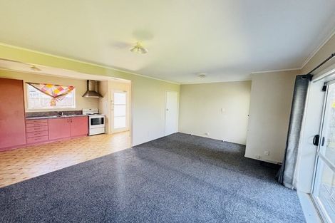 Photo of property in 2/76 Settlement Road, Papakura, 2110