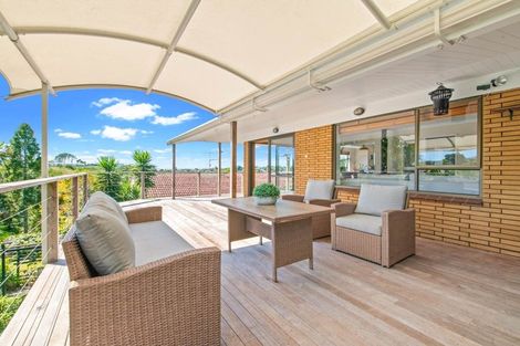 Photo of property in 99 John Downs Drive, Browns Bay, Auckland, 0630