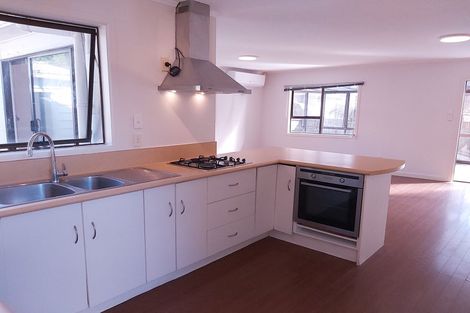 Photo of property in 2/34 Corunna Road, Milford, Auckland, 0620