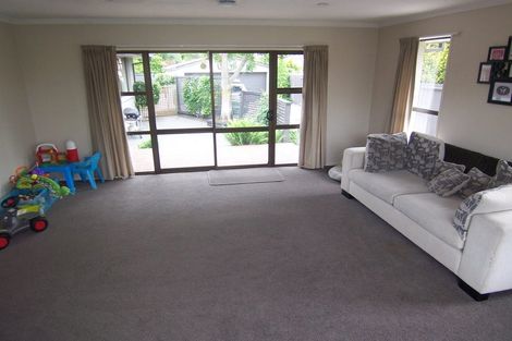 Photo of property in 13 Townshend Crescent, Halswell, Christchurch, 8025