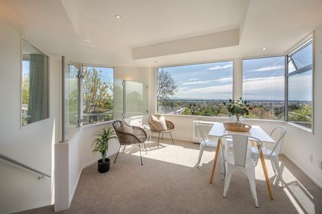 Photo of property in 1 Overdale Drive, Cashmere, Christchurch, 8022