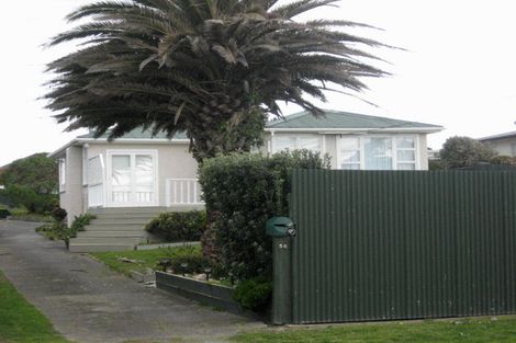 Photo of property in 56 Park Avenue, Waitarere Beach, Levin, 5510
