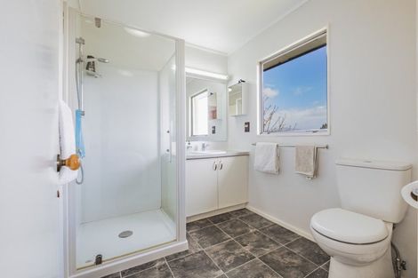 Photo of property in 26 Marchant Place, Westown, New Plymouth, 4310