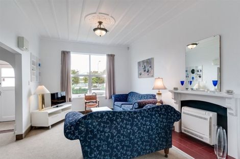 Photo of property in 72 Mcgrath Street, Napier South, Napier, 4110