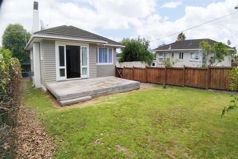 Photo of property in 1/10 Walter Street, Hauraki, Auckland, 0622
