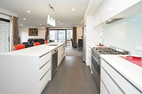 Photo of property in 10 Kemble Place, Flagstaff, Hamilton, 3210