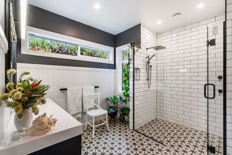 Photo of property in 6a Seaview Drive, Mahia, 4198