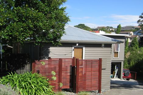 Photo of property in 34b Kiteroa Terrace, Rothesay Bay, Auckland, 0630