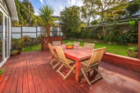 Photo of property in 3 Achilles Close, Tawa, Wellington, 5028