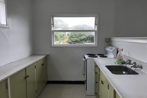 Photo of property in 5a Chella Way, Khandallah, Wellington, 6035