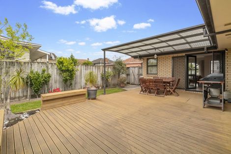 Photo of property in 31a Archibald Road, Kelston, Auckland, 0602
