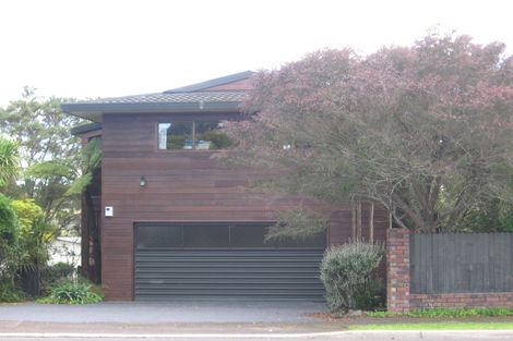 Photo of property in 43 Forest Hill Road, Henderson, Auckland, 0612
