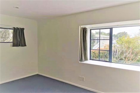 Photo of property in 17a Covil Avenue, Te Atatu South, Auckland, 0610