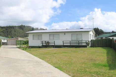 Photo of property in 115a Aberdeen Place, Whangamata, 3620