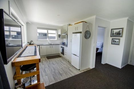 Photo of property in 20 Pisa Moorings Road, Mount Pisa, Cromwell, 9383