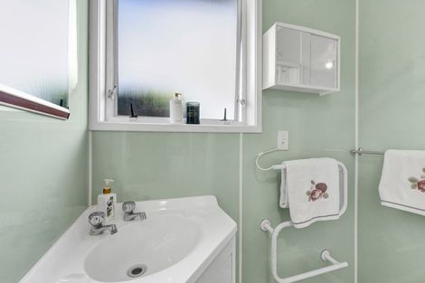 Photo of property in 9 Struan Avenue, Lower Vogeltown, New Plymouth, 4310