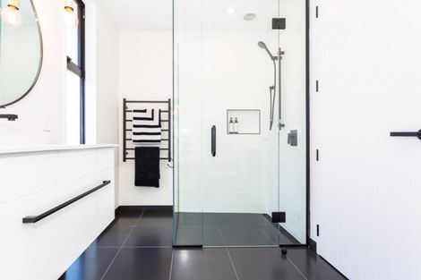 Photo of property in 37 Roys Street, Marshland, Christchurch, 8083