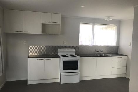 Photo of property in 1/57 Redcrest Avenue, Red Hill, Papakura, 2110