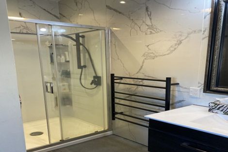 Photo of property in 112 Upper Fitzherbert Road, Wainuiomata, 5373