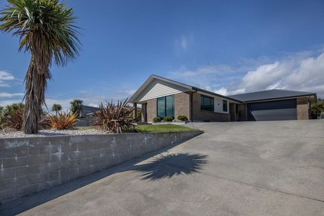 Photo of property in 2 Karoro Place, Karoro, Greymouth, 7805