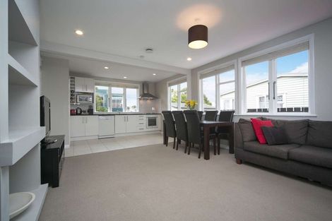 Photo of property in 11 Carr Road, Three Kings, Auckland, 1042