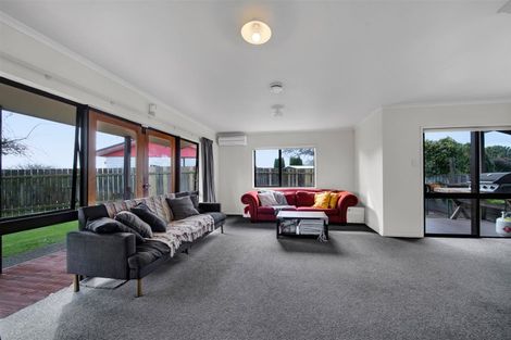 Photo of property in 11a Wicklow Place, Bell Block, New Plymouth, 4312